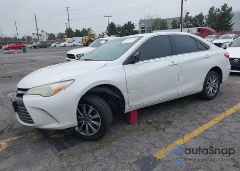 2017 Toyota Camry Xle z USA, uszkodzony, nr VIN 4T1BF1FK3HU302646
